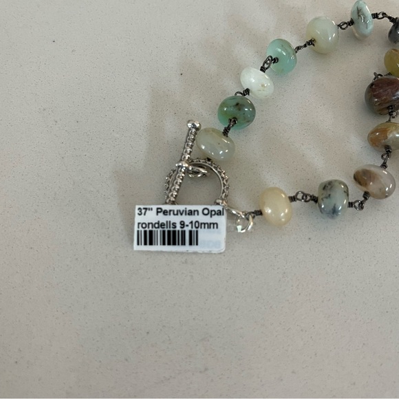 One of a kind Peruvian Opal Beaded 37” necklace with toggle clasp. - Picture 6 of 13